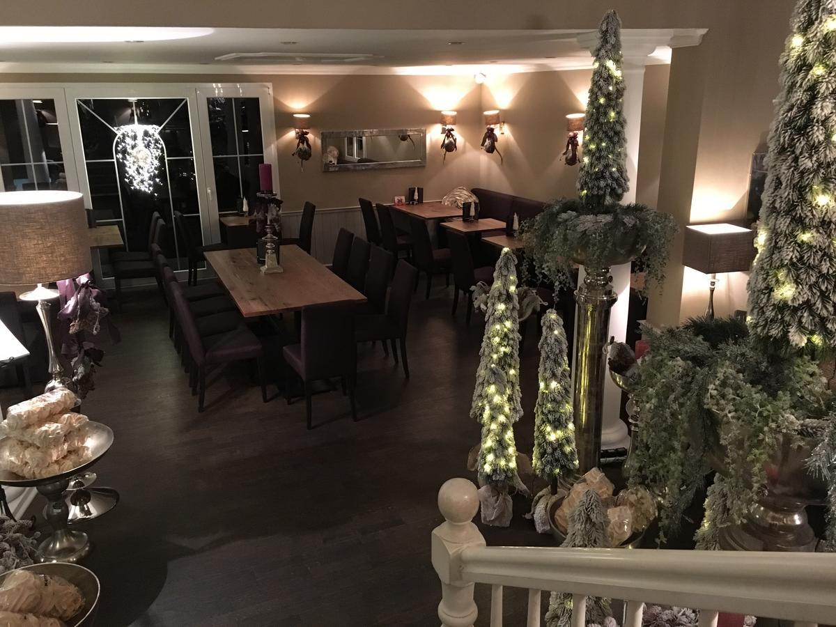 Landcafe Mit Mini Hotel Burgdorf Εξωτερικό φωτογραφία
